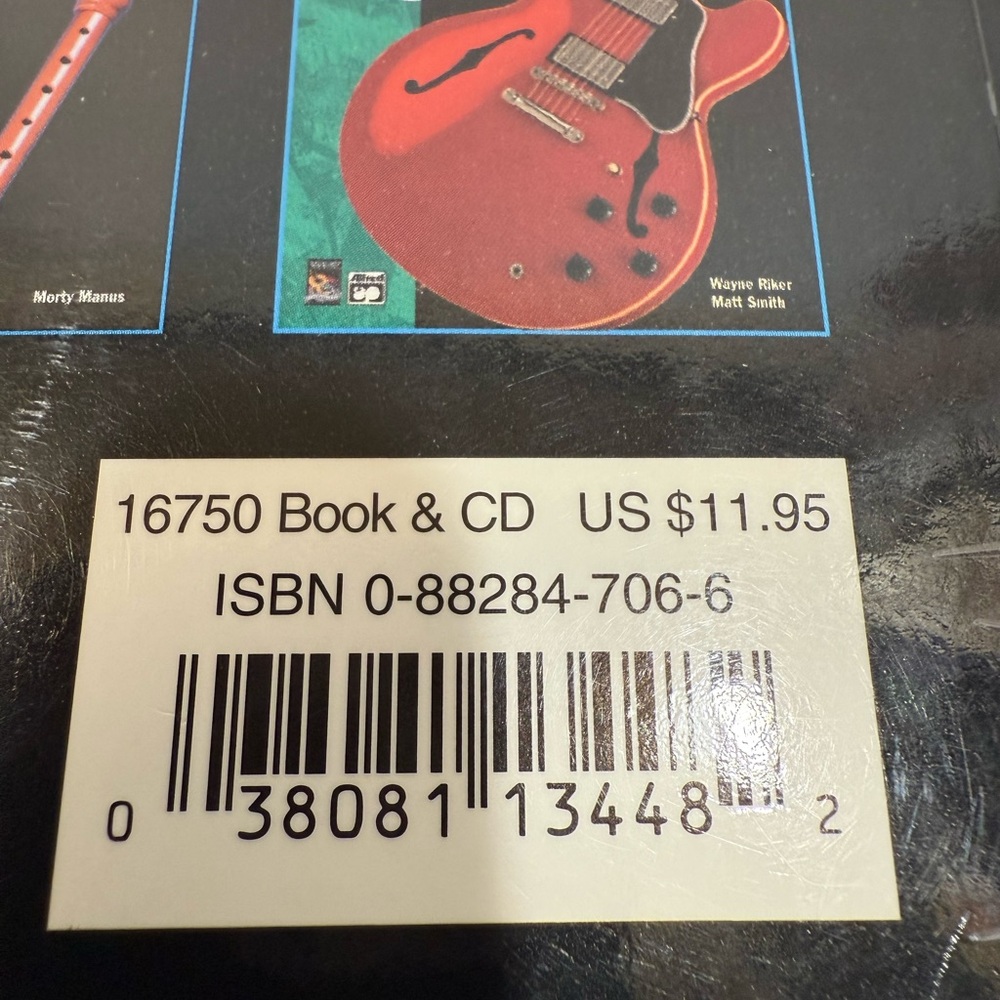 Basix Guitar Chord Dictionary Book CD Alfred Publishing 1996 Chords Theory Learn - Picture 3 of 16